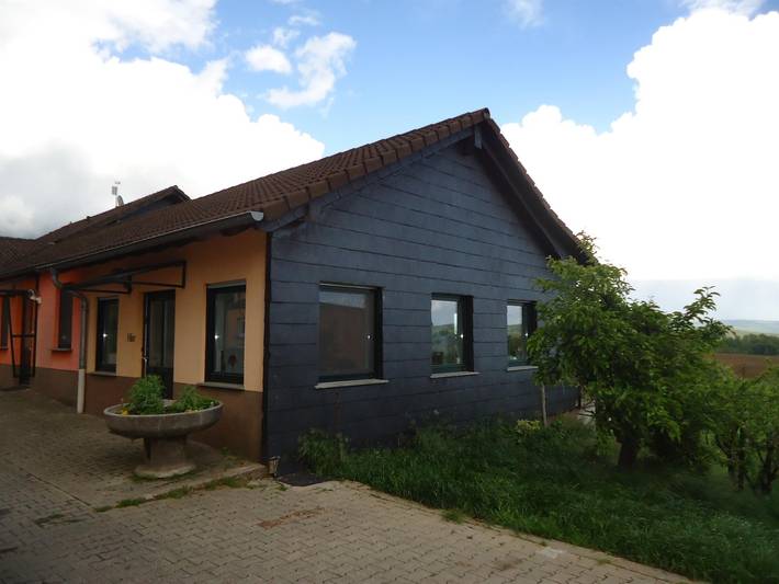 Bauernhaus für 4 Personen, mit Balkon und Terrasse in Saarburg und Umgebung