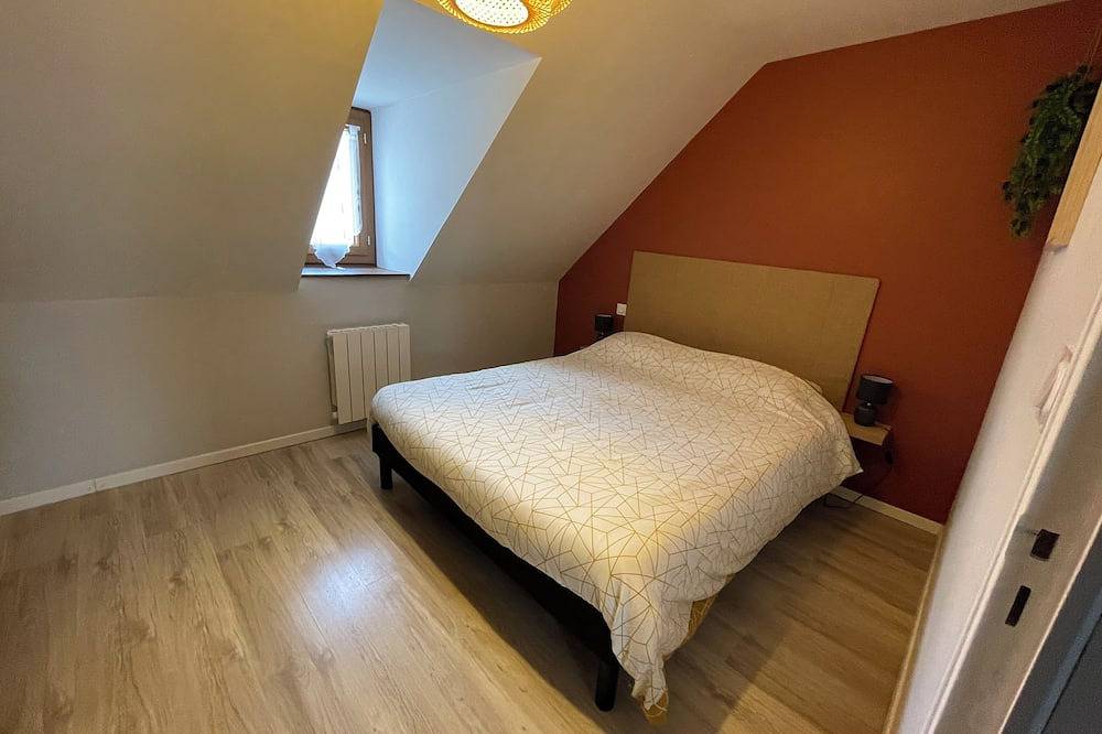 Entire apartment, T2 Refait À Neuf Plein Cœur De Ville De Rodez in Rodez, Massif Central