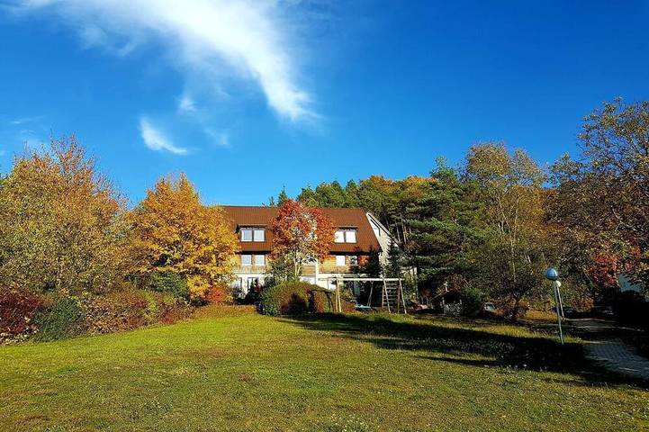 Ferienhaus für 54 Personen, mit Terrasse und Garten in der Fränkische Schweiz - 3