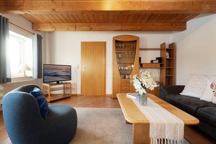 Ferienhaus für 6 Personen, mit Terrasse und Garten in Bisdorf - 4