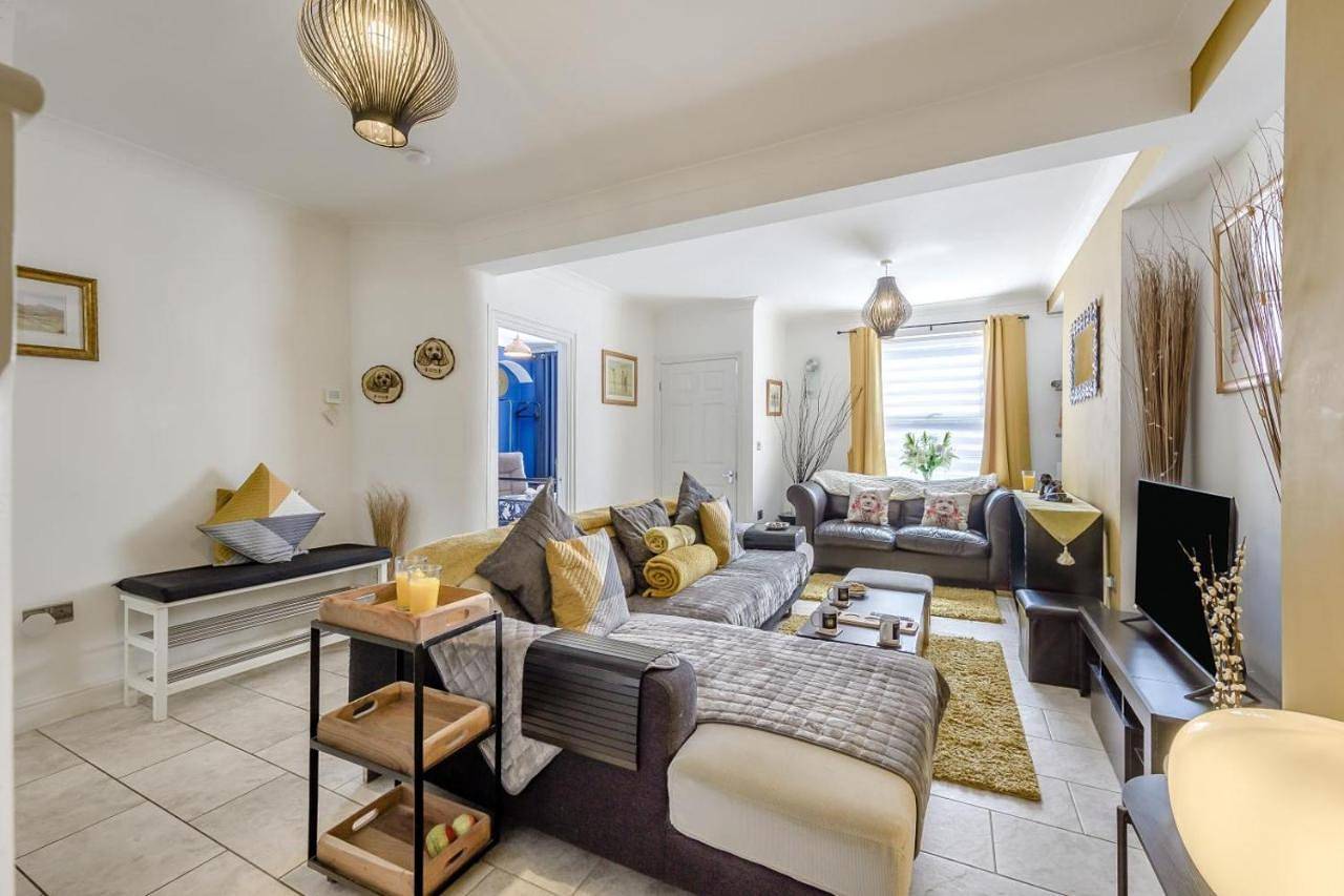 5 Bed in Kidwelly oc-d39069 in Kidwelly, Carmarthenshire