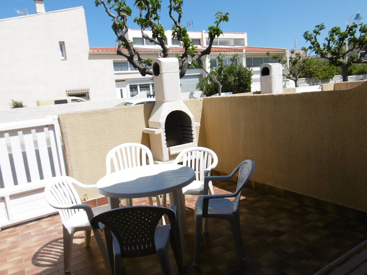 Port-la-Nouvelle – Charmante Maison T3/Mezzanine, Patio, Parking privé – 6 Pers, à 150m de la plage in Port-la-Nouvelle, Mittelmeerküste (Frankreich)