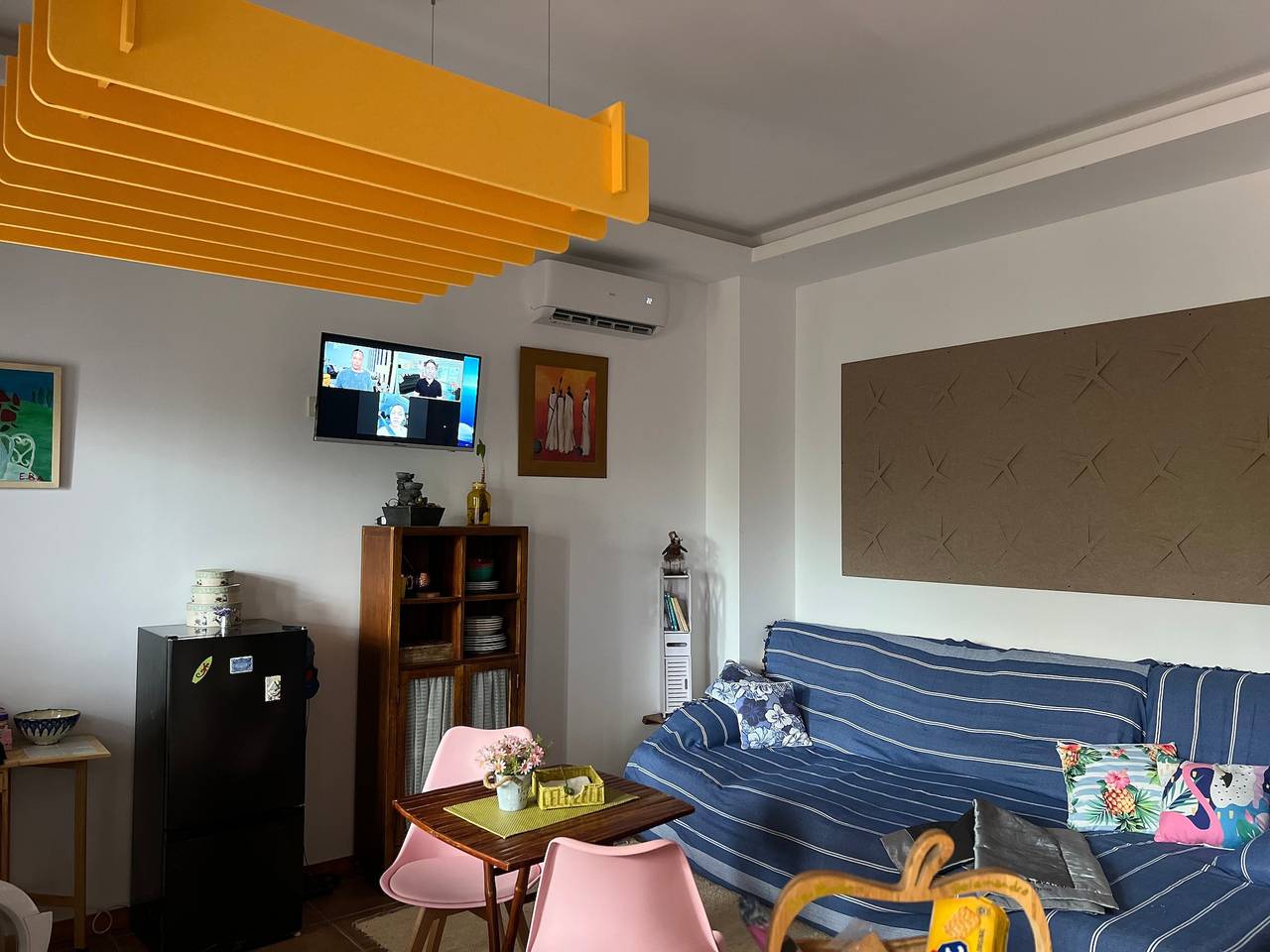 Appartement entier, Appartement Salamandra avec vue sur les montagnes, piscine, jardin et Wi-Fi. in Carboneras, Costa de Almería