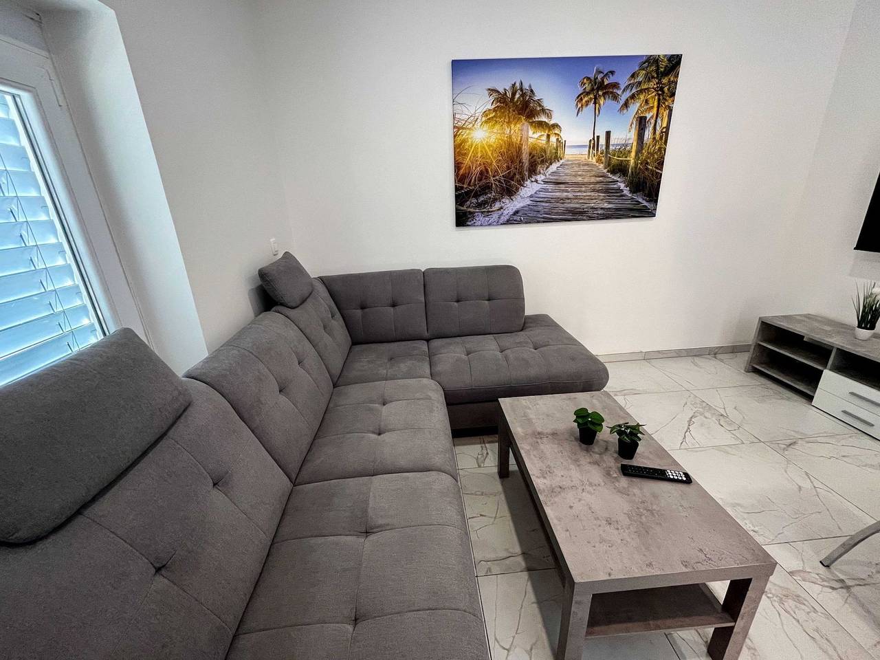 Entire apartment, Delightful Cozy Riverside Apartment - One Bedroom Apartment with Terrace in Karavanke in Pohorje, Lower Styria