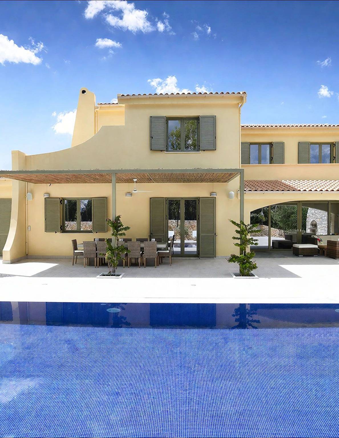Villa für 12 Personen mit Pool in Gouvia, Korfu