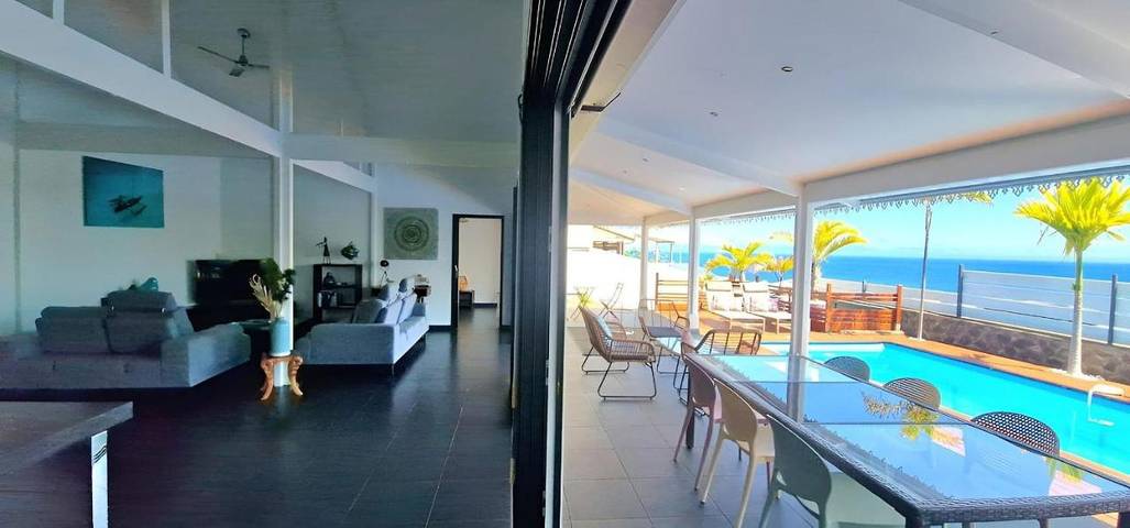 Location de vacances pour 6 personnes, avec jardin ainsi que piscine et terrasse dans Grands-Bois - 2