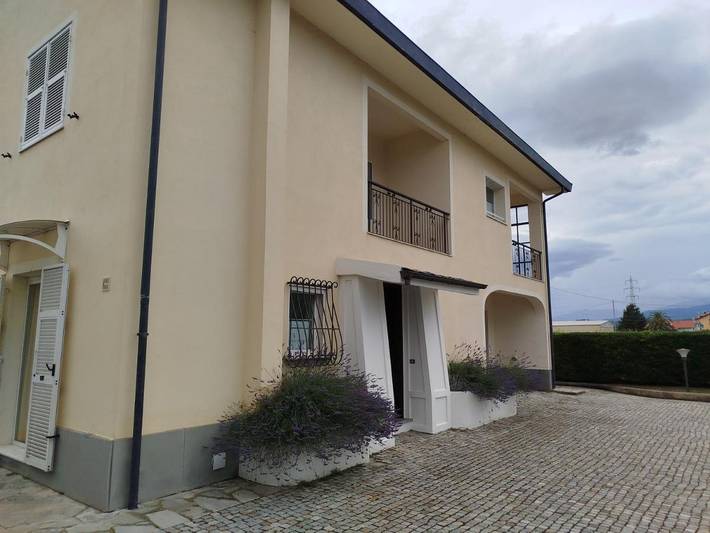 Ferienhaus für 8 Personen, mit Garten