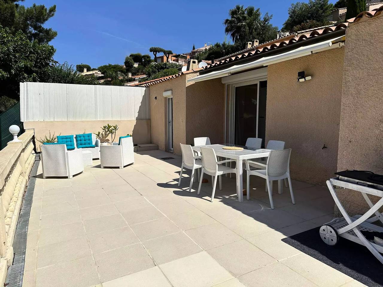 Aire acondicionado Laberinto para 4 personas, con piscina en La Londe-Les-Maures in La Londe-les-Maures, Costa mediterránea (Francia)