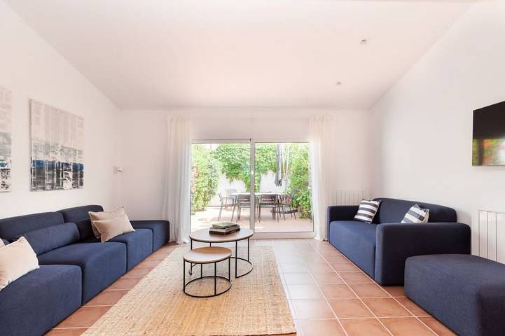 Holiday apartment for 8 people, with garden, with pets - 1