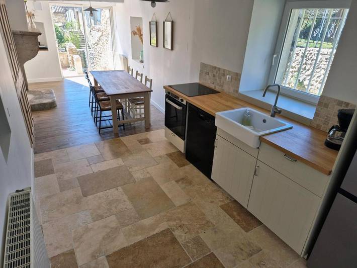 Location de vacances pour 6 personnes, avec vue et jardin à Réauville - 4