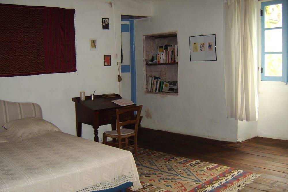 \"La Bouyerie\" gran casa familiar restaurada en una antigua granja in Najac, Macizo Central