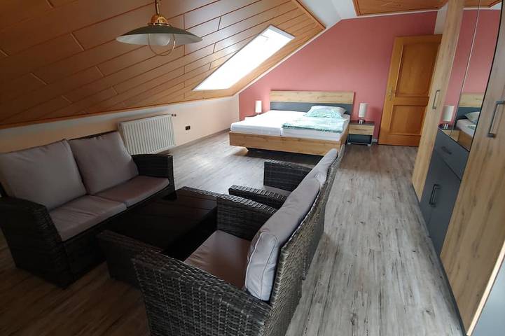 Gîte pour 5 personnes, avec balcon et jardin à Kronach - 3