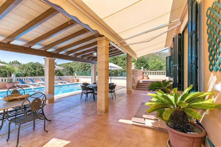 Villa Bonavista mit Bergblick, privatem Pool, WLAN, Terrasse und Garten in Capdepera, Mallorca Osten