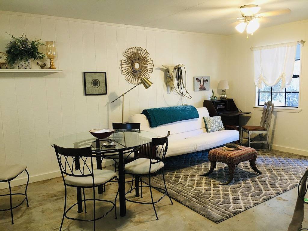 Peaceful, quaint, cozy stay in St. Tammany Parish