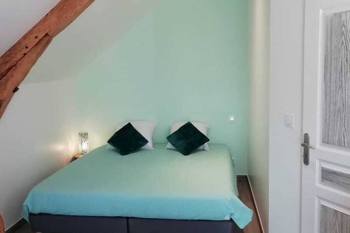 Location de vacances pour 6 personnes, avec Terrasse et Jardin à Lonlay-l'Abbaye - 3