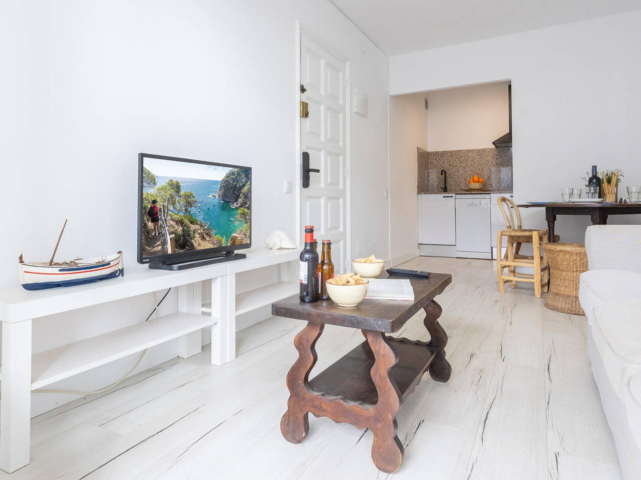 Geheel appartement, Vakantieappartement voor 5 personen met balkon in Llafranc, Palafrugell