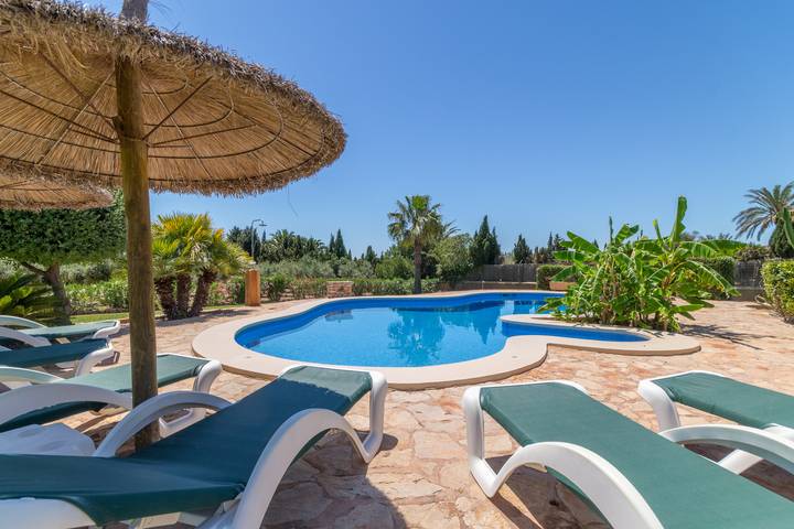 Gîte pour 6 personnes, avec jardin et piscine à Cala Ferrera - 2