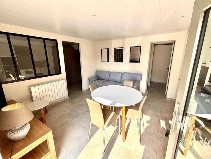 Gîte pour 2 personnes, avec Terrasse et Vue à Montmédy