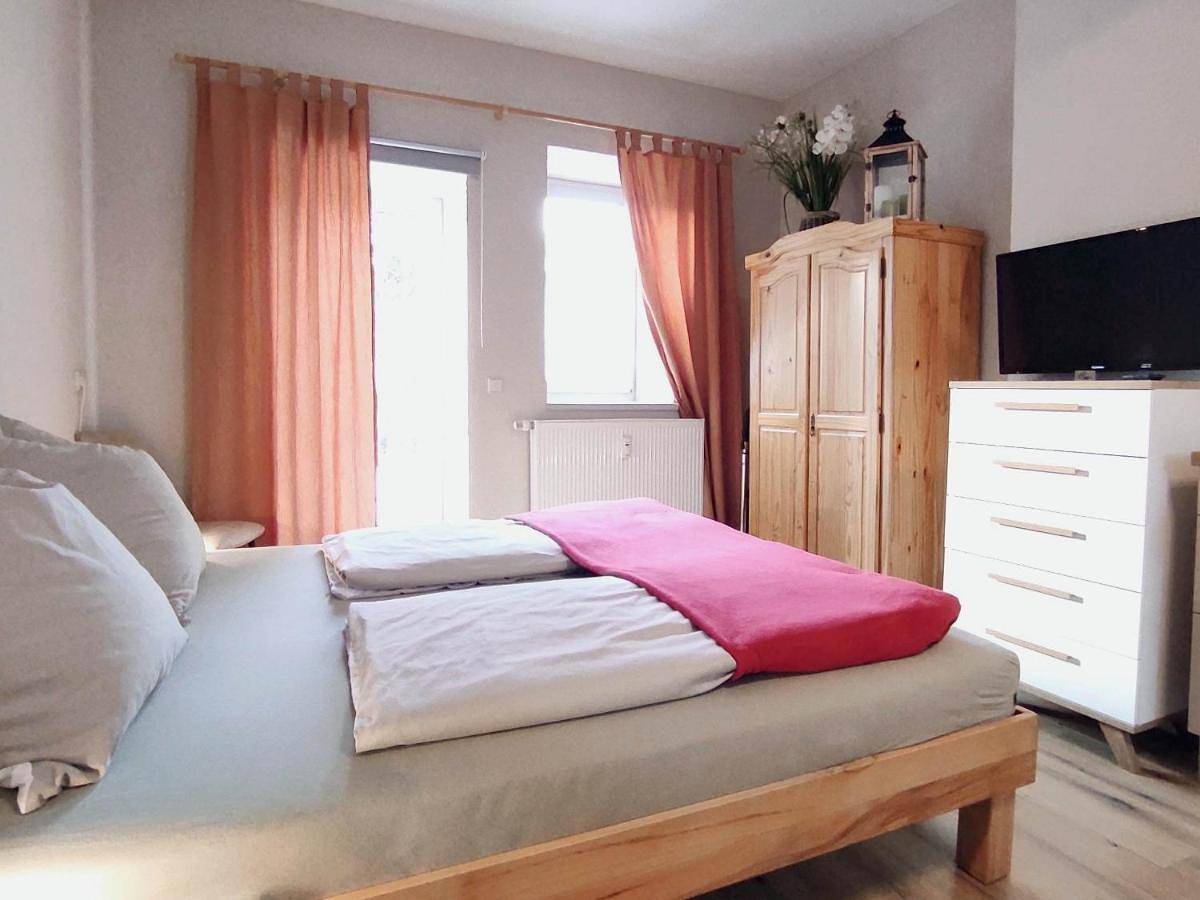 Ganze Wohnung, Apartment with Terrace in Querfurt, Saale-Unstrut