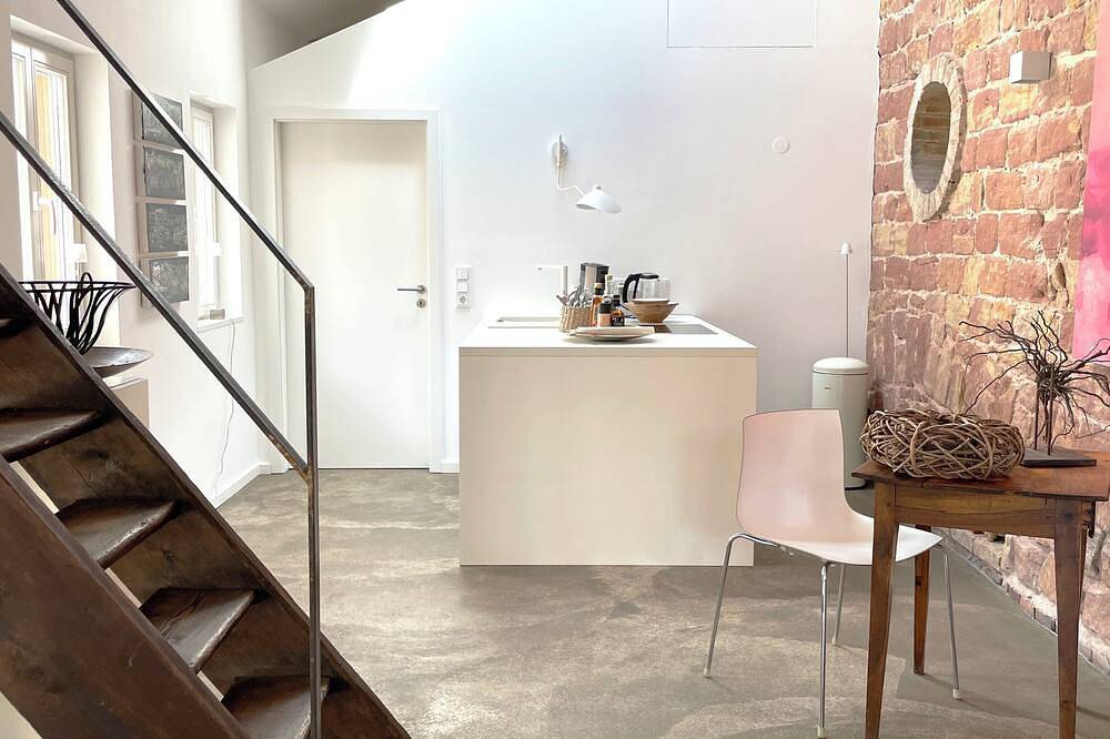 Schöner wohnen im Design- Apartment denkmal 19 mit Terrassenzugang in St. Ingbert, Saarpfalz-Kreis