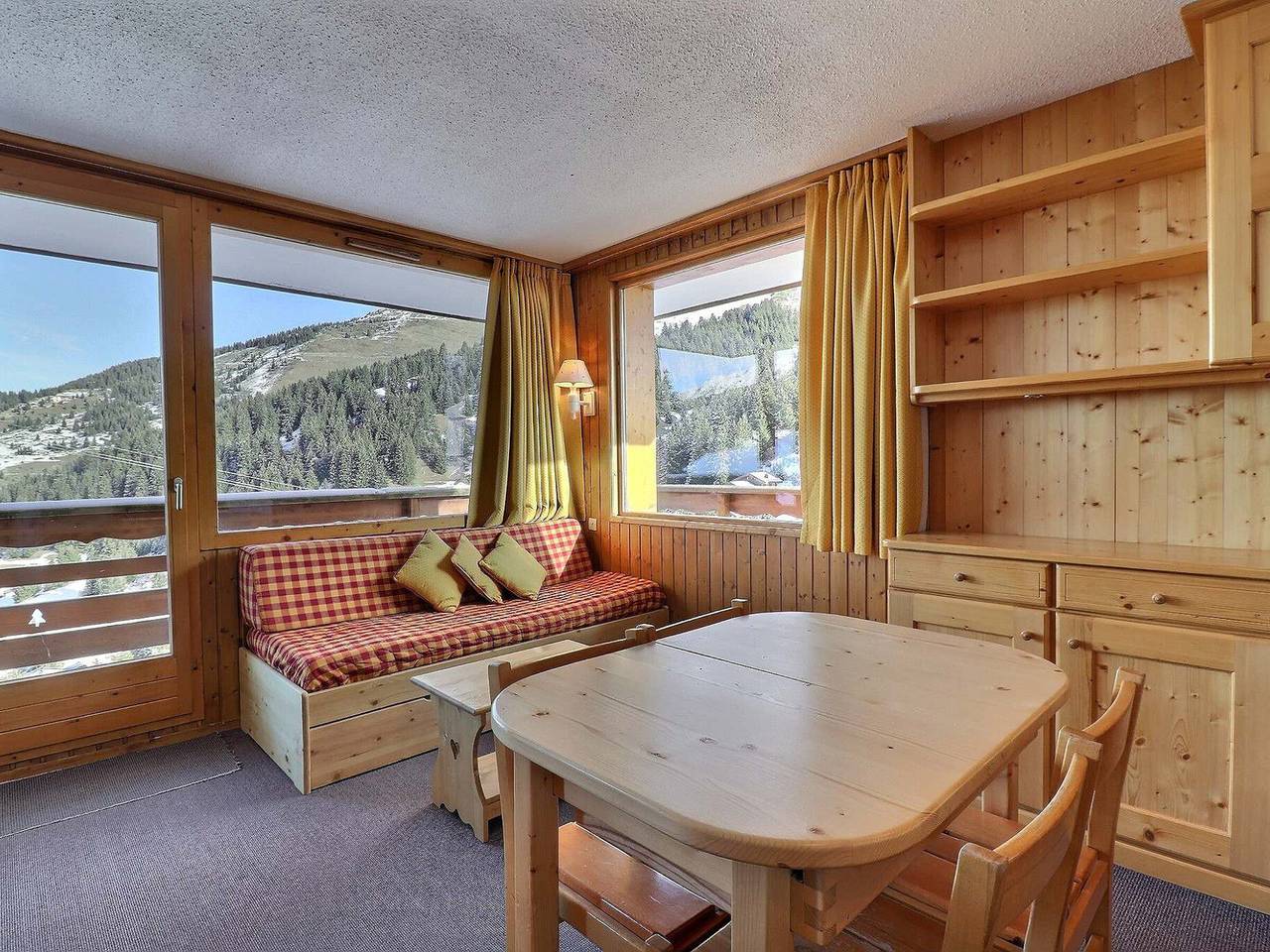 Apartamento entero, Apartamento luminoso con balcón, Wifi y admite mascotas in Méribel-Mottaret, Les Allues