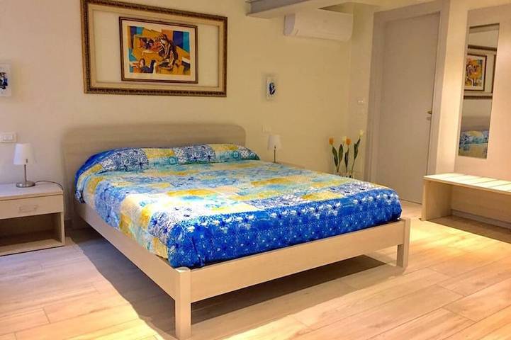 Großartige Lage! Neu! 2 Schlafzimmer und 2 Badezimmer in Venedig, Lagune von Venedig