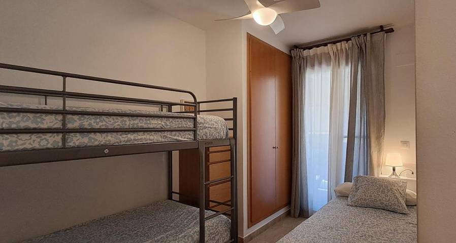 Gîte pour 5 personnes, avec terrasse à Montanejos - 4