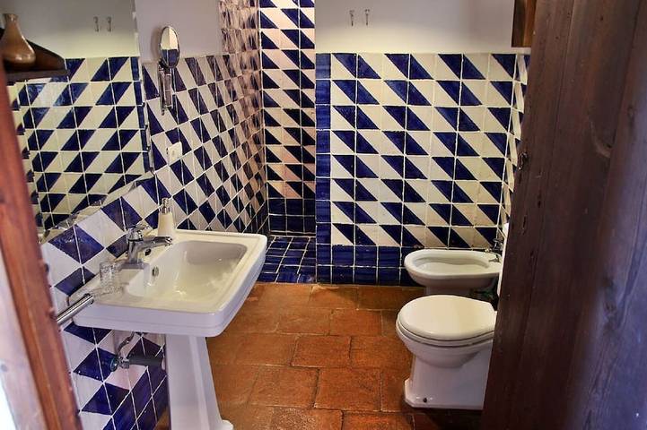 Charming rural house with swimming pool 3 km from the city of Granada. Parking in Churriana de la Vega, Granada Provinz