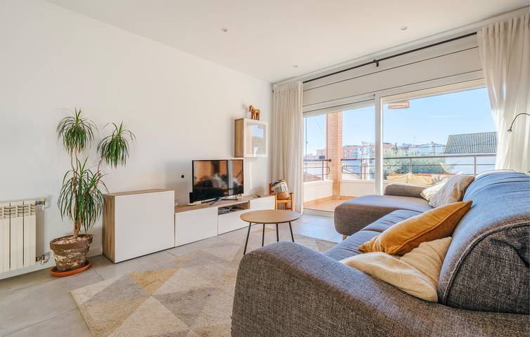 Location de vacances pour 5 personnes, avec terrasse et piscine à Malgrat de Mar - 3