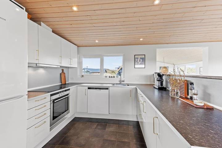 Ferienhaus mit Meerblick für 6 Personen, mit Balkon/Terrasse und Whirlpool in Vejers Strand - 3