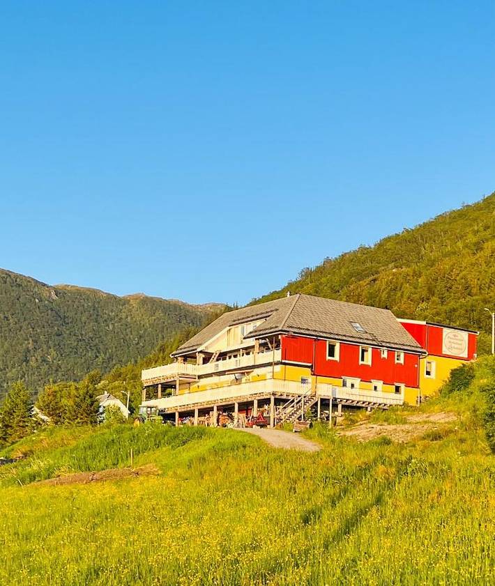 Ferienwohnung für 5 Personen, mit Terrasse und Garten sowie Ausblick in Vestnes - 3
