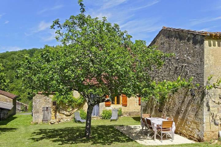 Location de vacances pour 5 personnes, avec Terrasse et Jardin à Bayac