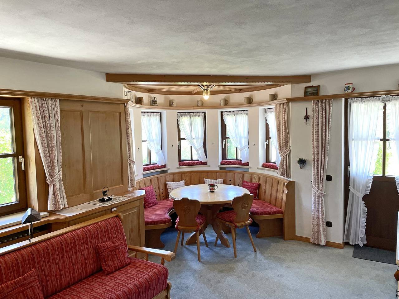 Ganze Ferienwohnung, Gschwendtnerhof App5 Pätzig - Ferienwohnung 55 qm separates Schlafzimmer und Terrasse, App. 5 in Hintergschwendt, Aschau im Chiemgau