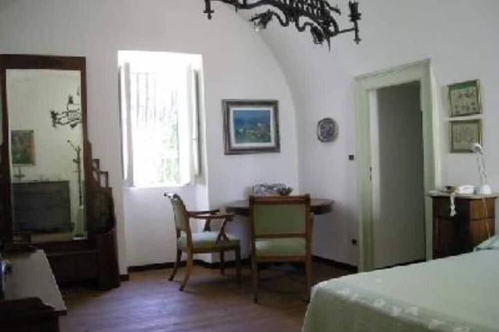 Location de vacances pour 6 personnes, avec balcon ainsi que jacuzzi et jardin à Vico del Gargano - 3