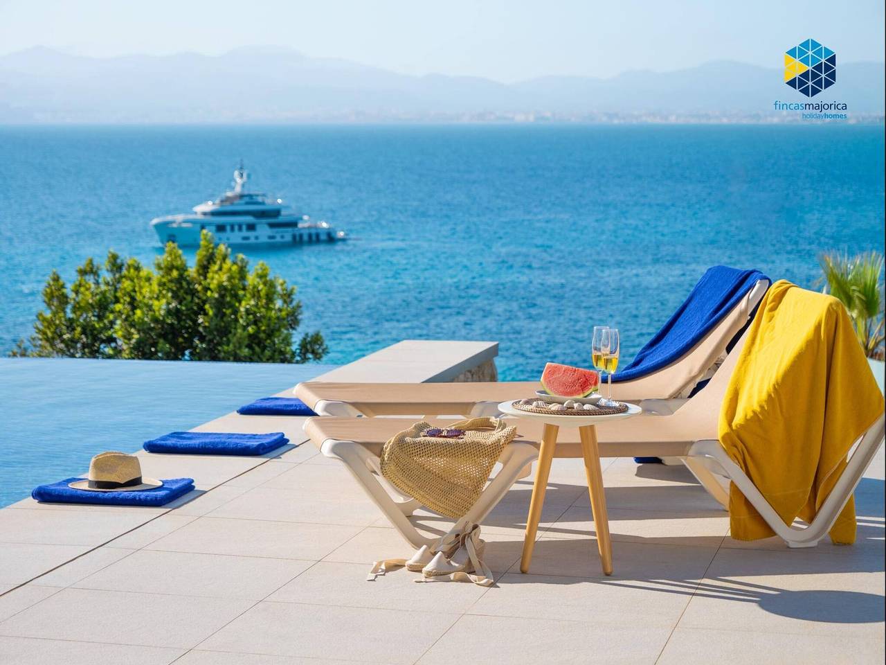 Moderne Villa mit privatem Pool, Jacuzzi, Klimaanlage und sicherem Parkplatz in Cala Blava, Llucmajor