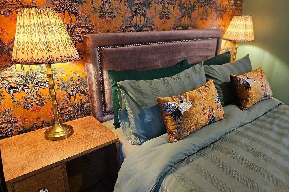 Apartamento entero, Stay Zen Apartments- luxury central parking garden in Woking, Surrey