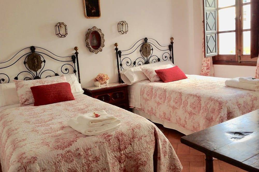 Fab Chateau Hinter Kathedrale Ganzes Eigentum Mit Garten Und Pool in Casco Antiguo, Sevilla