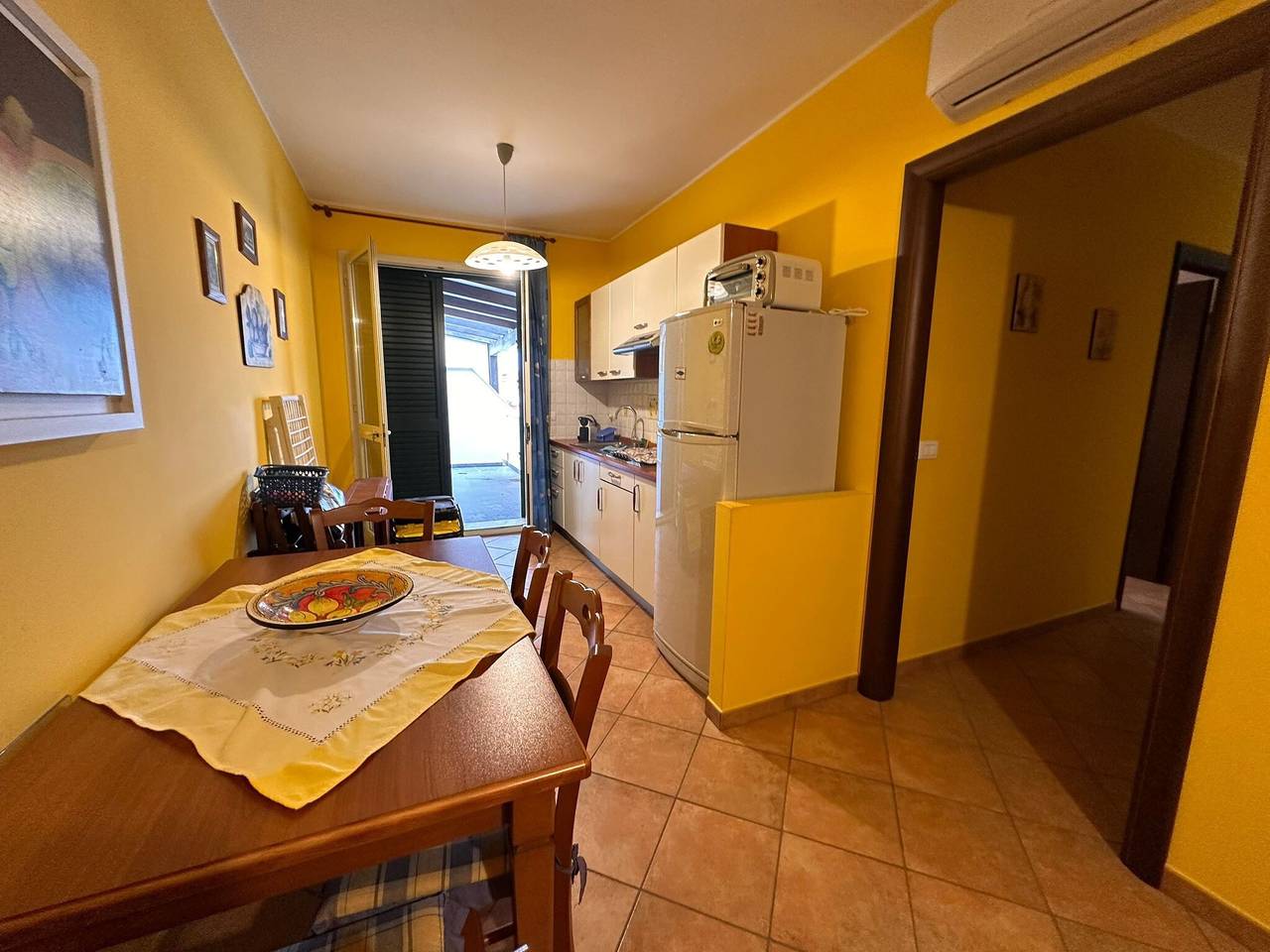 Apartamento entero, Apartamento 'Giove con amplio balcón y vistas al mar', Wi-Fi y aire acondicionado in Capo Passero, Portopalo di Capo Passero