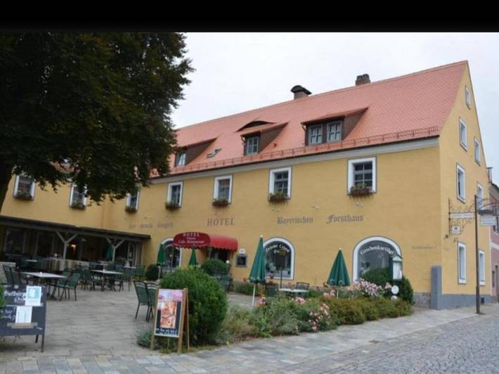 Hotel für 2 Personen, mit Terrasse und Garten sowie Ausblick in Waldsassen - 3