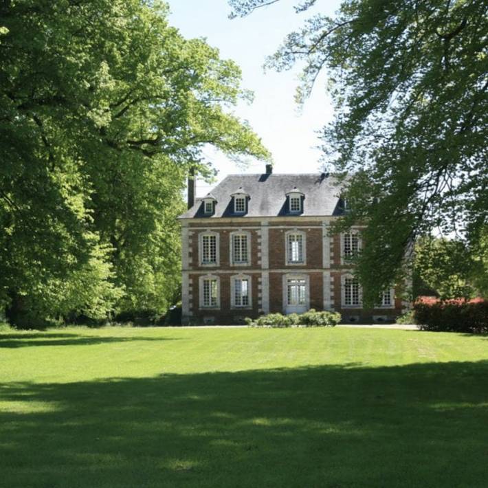 Cottage pour 3 personnes, avec jardin, animaux acceptés à Bourgtheroulde-Infreville