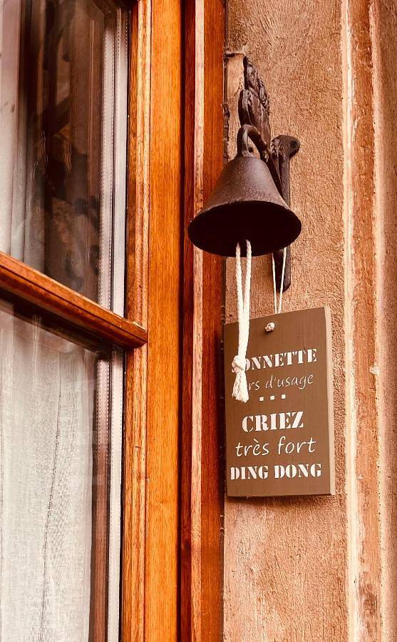 Location de vacances pour 4 personnes, avec jardin dans Chélieu