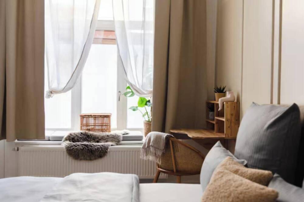 Entire apartment, Luxurious Stay in Central Berlin – Perfect for Groups & Families in Mitte Berlin, Berlin