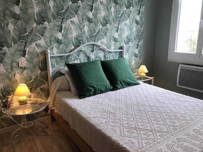 Gîte pour 5 personnes, avec jardin à Le Soulié