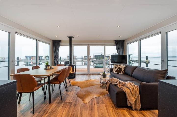 Hausboot für 6 Personen, mit Seeblick und Terrasse in Sachsen - 2