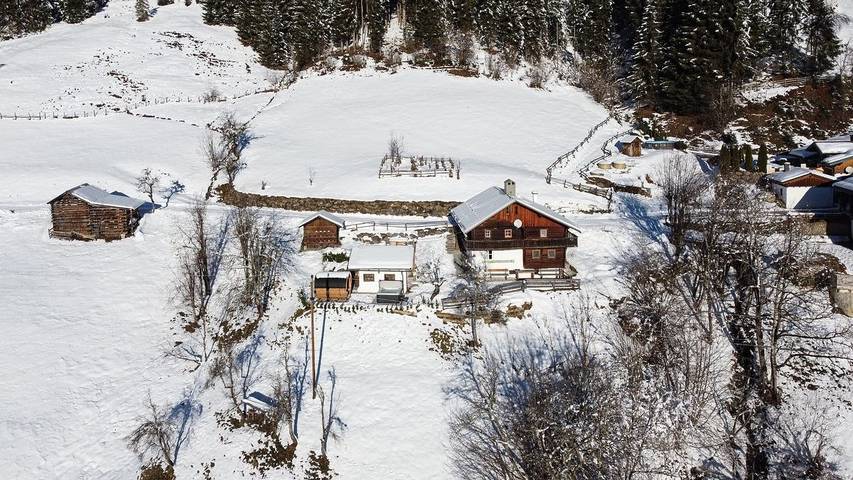 Ferienhaus für 6 Personen, mit Balkon und Whirlpool sowie Terrasse und Garten in Bischofshofen - 3