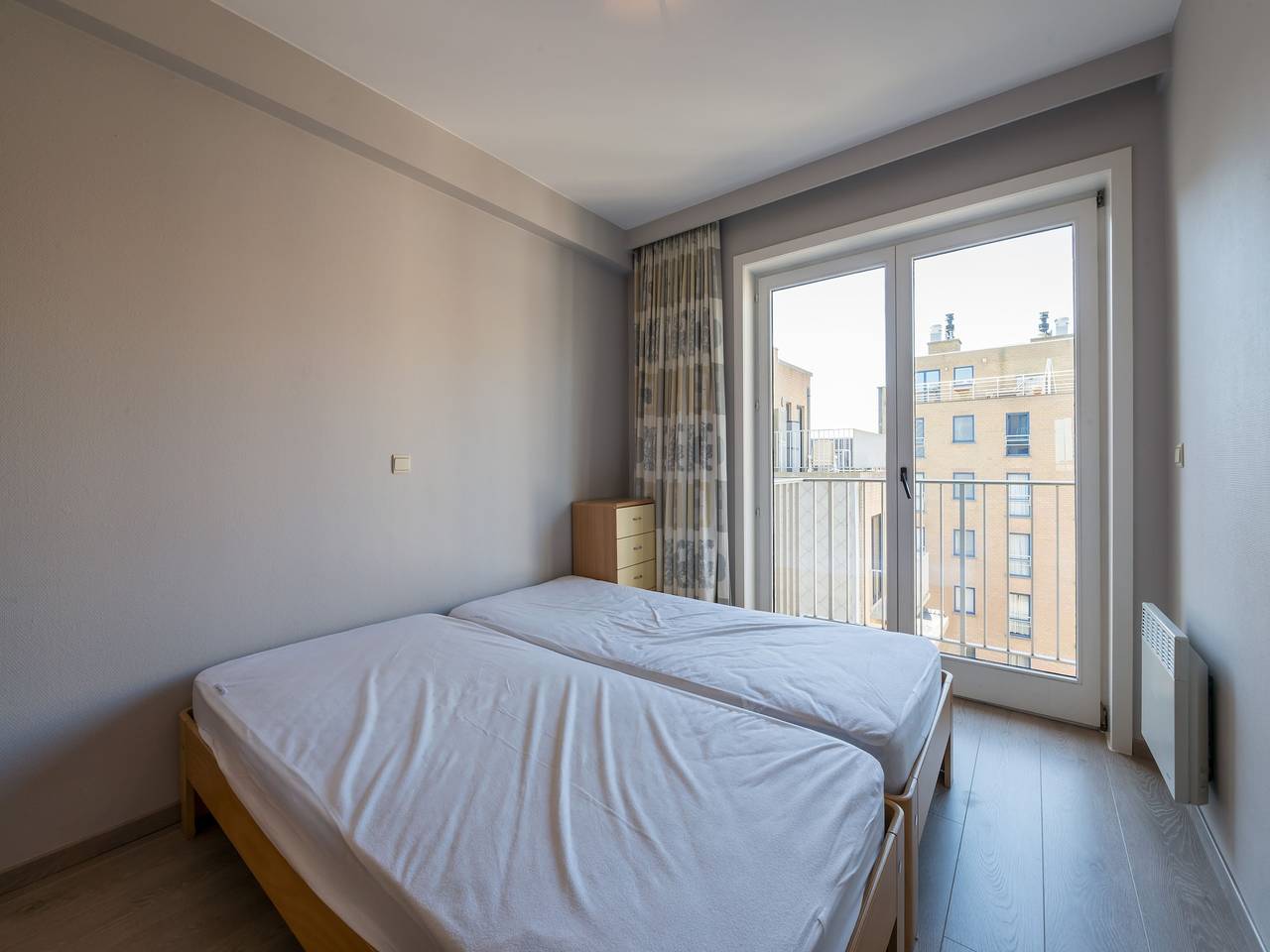 Geheel appartement, Appartement aan de Zeedijk met zeezicht in Koksijde-Bad, Koksijde