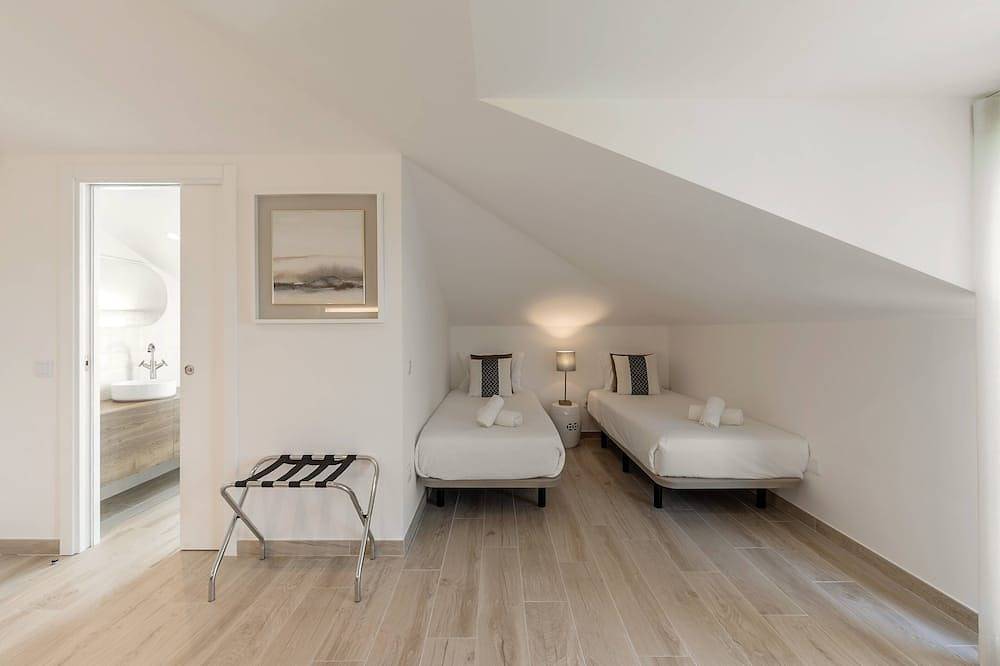 Lux House - Exclusive Retreat w/ Pool & View, foto 8