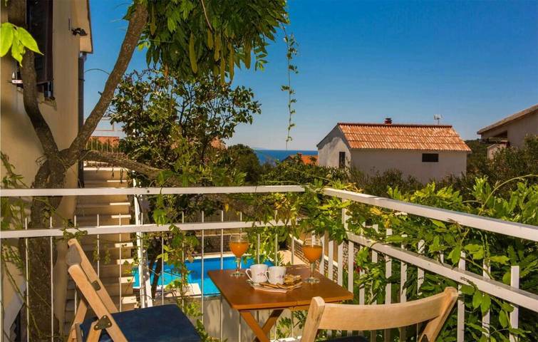 Ferienhaus für 10 Personen, mit Pool und Terrasse, mit Haustier in Split-Dalmatien - 3