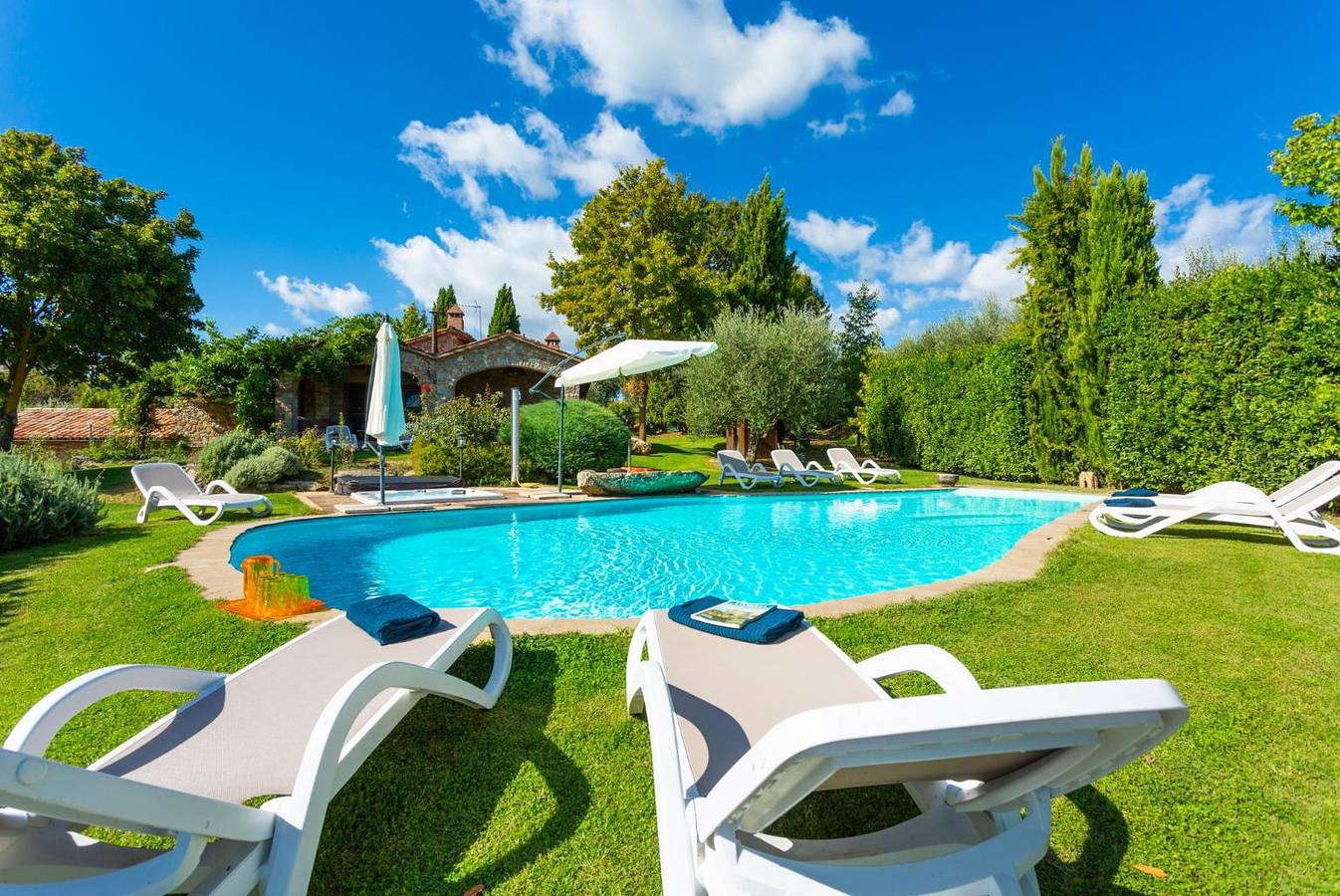 Villa für 16 Personen mit Garten in Parrano, Perugia Provinz