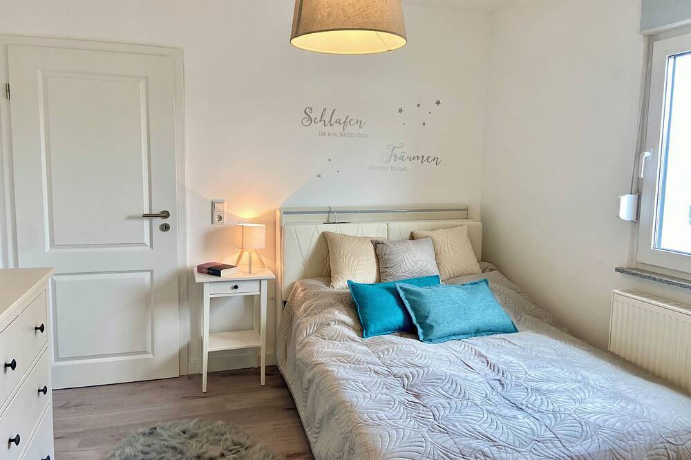 Ganze Wohnung, Wunderschöne 3,5 Zi Work-& Travel-Wohnung in Bielefeld Mitte in Bielefeld, Nordrhein-Westfalen